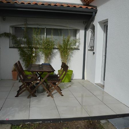 Domaine De L'Espiguette Acomodação com café da manhã Biganos Exterior foto