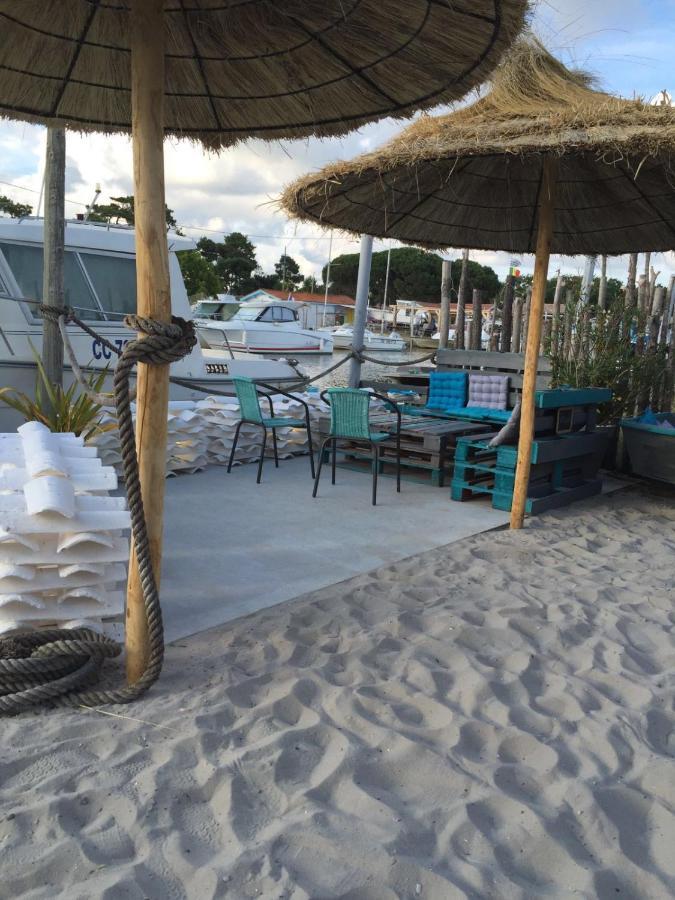 Domaine De L'Espiguette Acomodação com café da manhã Biganos Exterior foto